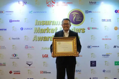 Bukti Nyata Transformasi, Askrindo Berhasil Sabet Penghargaan Insurance Market Leader Award 2023