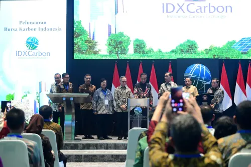 OJK Sebut Bursa Karbon Jadi Milestone Untuk Penuhi Target Penurunan Emisi