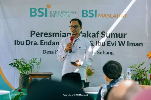 BSI dan BSI Maslahat Resmikan Wakaf Sumur di Kabupaten Subang
