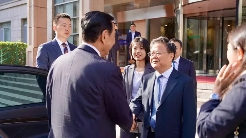 Ini Isi Pertemuan Menko Marves Luhut dengan Chairman National Development and Reform Comission