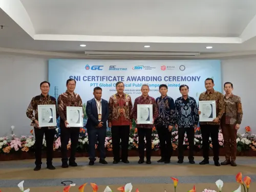 PTT Global Chemical (GC) Raih Sertifikasi SNI Bergengsi untuk Resin Polietilena InnoPlus, Menegaskan Komitmen terhadap Kualitas dan Keberlanjutan