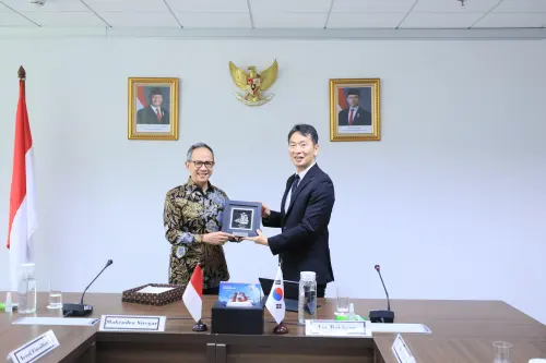 OJK dan Financial Supervisory Service (FSS) Korea Sepakat Kerja Sama Pengawasan Sektor Jasa Keuangan