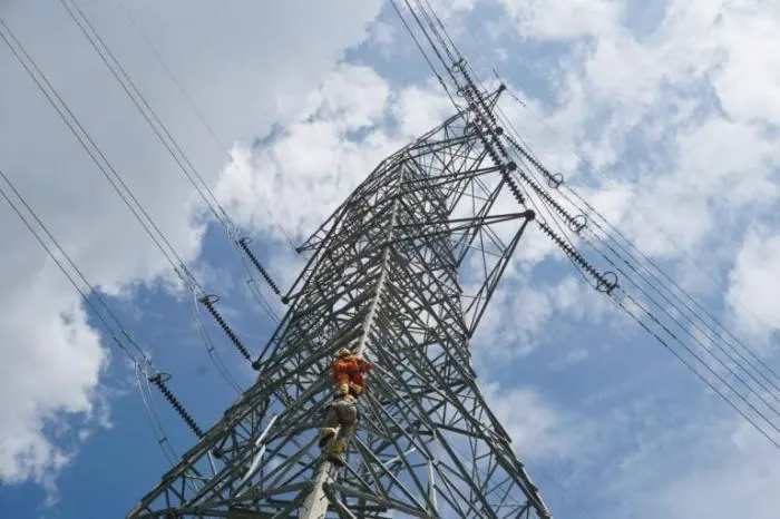 TKDN Capai 90%, PLN Operasikan Penuh Sutet 275 kV Muara Enim – Gumawang