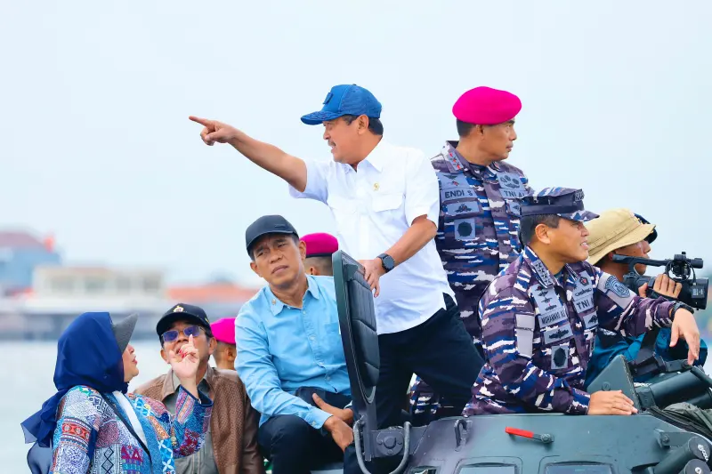 Ratakan! KKP Bersama Gabungan Instansi Maritim Bongkar Pagar Laut Tangerang