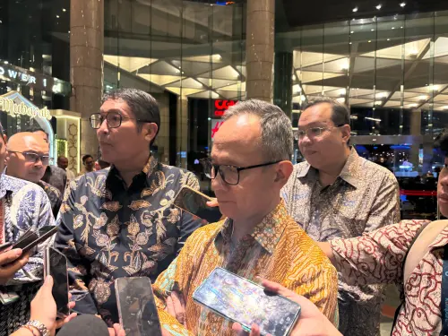 Semalam OJK dan BEI Bahas Nasib IHSG Secara Tertutup, Ini Bocorannya