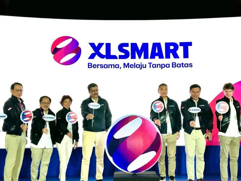 XLSMART Resmi Lahir Pasca Merger XL Axiata dan Smartfren