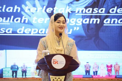 Tingkatkan Literasi Keuangan Syariah, OJK Didik Ibu - Ibu dan Pelaku UMKM di Sumsel