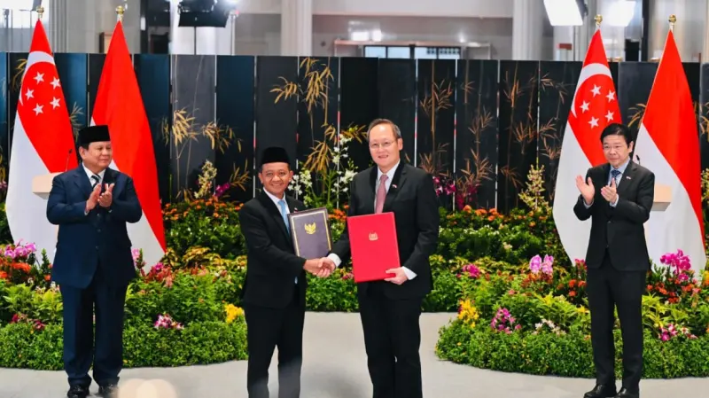 Bahlil Janjikan Industri Panel Surya dan Kabel Hadir di Kawasan Hijau Kepri
