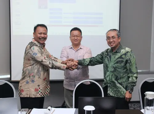 Emiten Milik Haji Isam (PGUN) Kena Suspensi