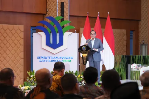 Kejar Target Realisasi Investasi Rp13 T, Wamen Investasi Genjot Reformasi OSS