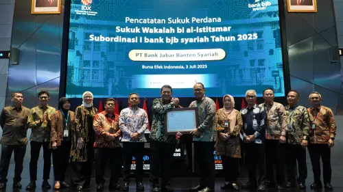 Perkuat Permodalan dan Perluas Akses Pendanaan Syariah, BJB Syariah Terbitkan Sukuk Rp300 M