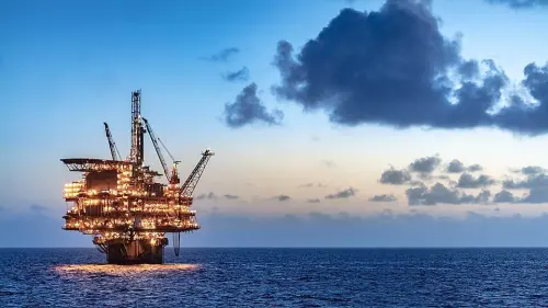 Kantongi Investasi Rp342 Triliun, Proyek LNG Abadi Serap 13 Ribu Lapangan Kerja