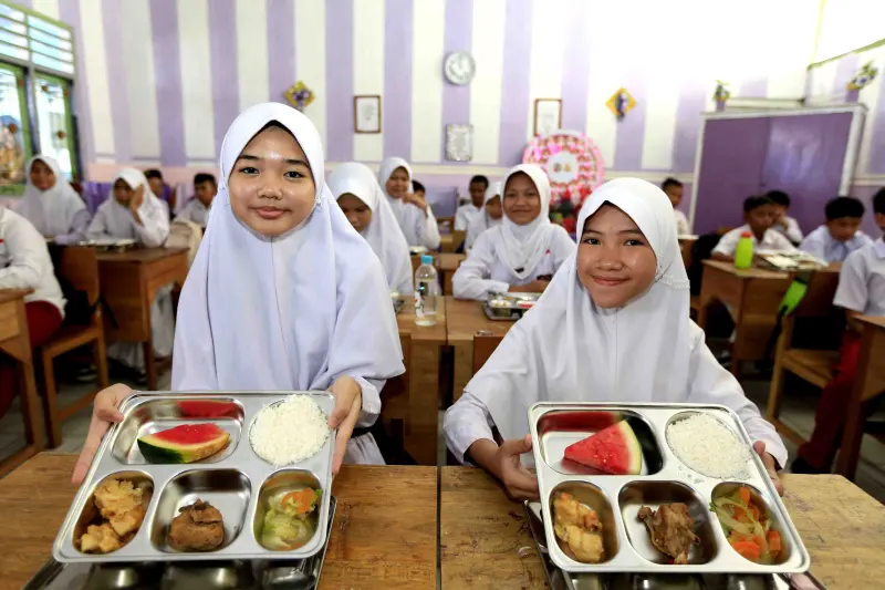 Pemerintah Rogoh Kocek Rp300 Triliun untuk Makan Bergizi Gratis 2026