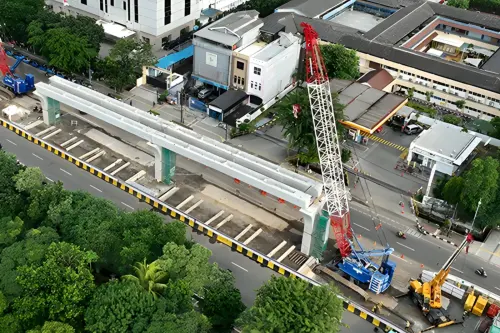 Progres LRT Velodrome–Manggarai Tembus 61,79%, SIG Pasok 19 Ribu Ton Semen