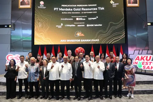 Resmi IPO, Merdeka Gold (EMAS) Himpun Dana Fantastis Rp4,66 Triliun di BEI