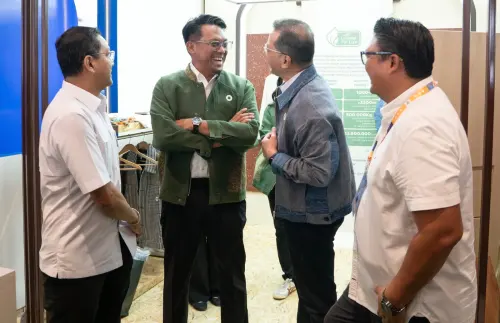 Dukung Ekonomi Hijau, Bank Mandiri Luncurkan Program "Looping for Life"