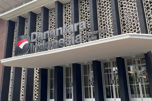 Keuangan Bobrok, Danantara Sebut Rencana Merger BUMN Karya Batal