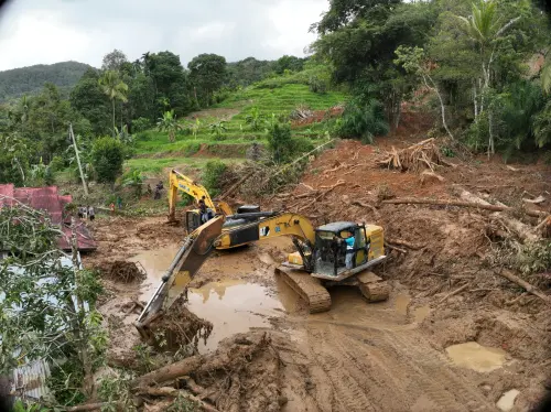 BNPB dan Pemda Optimalkan Perbaikan Akses Darat di Sumbar