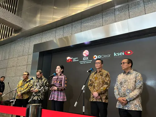 Transaksi Manipulatif Tahun 2016, Tiga Pihak di Denda OJK
