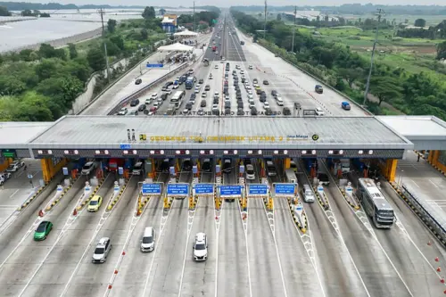 Efek WFA dan Diskon Tarif, Jasa Marga Catat 812 Ribu Kendaraan Tinggalkan Jakarta