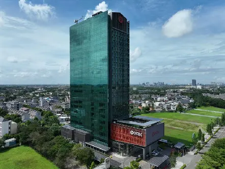 OJK Setujui Tan Teck Long sebagai Komisaris OCBC NISP