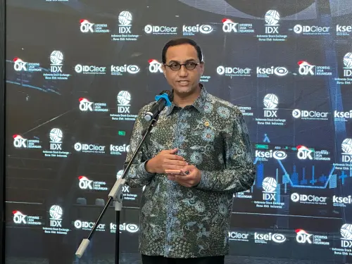 Oki Ramadhana Jadi Dirut INA, OJK Larang Calon Direksi BEI Rangkap Jabatan