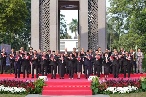 HUT ke-81 RI, BI Luncurkan Kartu Kredit Indonesia