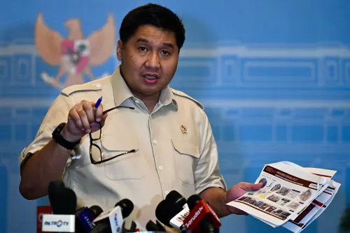 Menteri PKP Turun Tangan, Pagar Mal Kokas Dipastikan Dibongkar