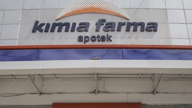 antarafoto-kimia-farma-tunda-vaksin-berbayar-12072021-dr-06_ratio-16x9