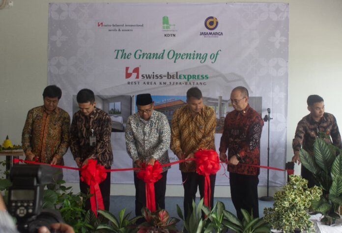 peresmian hotel ke enak PT Puri Sentul Permai Tbk (KDTN) di rest area tol Semarang-Batang