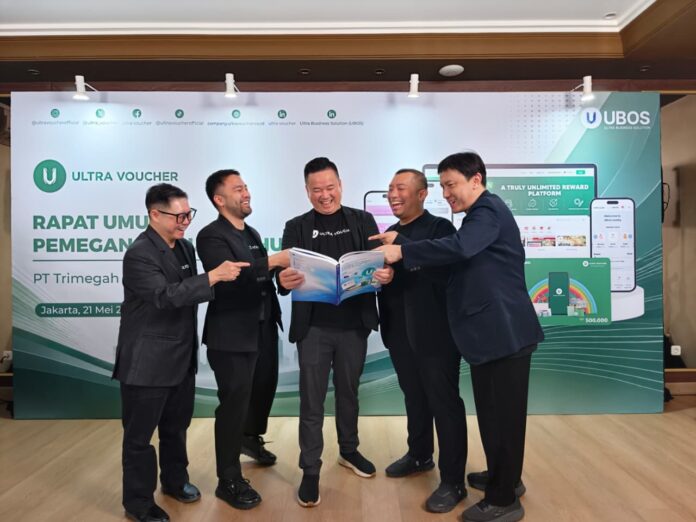 Kiri-Kanan: Jajaran Manajemen PT Trimegah Karya Pratama Tbk (UVCR) atau Ultra Voucher saat Rapat Umum Pemegang Saham Tahun Buku 2025, Komisaris Utama dan Komisaris Independen Danny Eugene, Komisaris Rangga Ananta, Direktur Utama Hady Kuswanto, Direktur Riky Boy H. Permata dan Komisaris Adi Kiswoyo Joe.